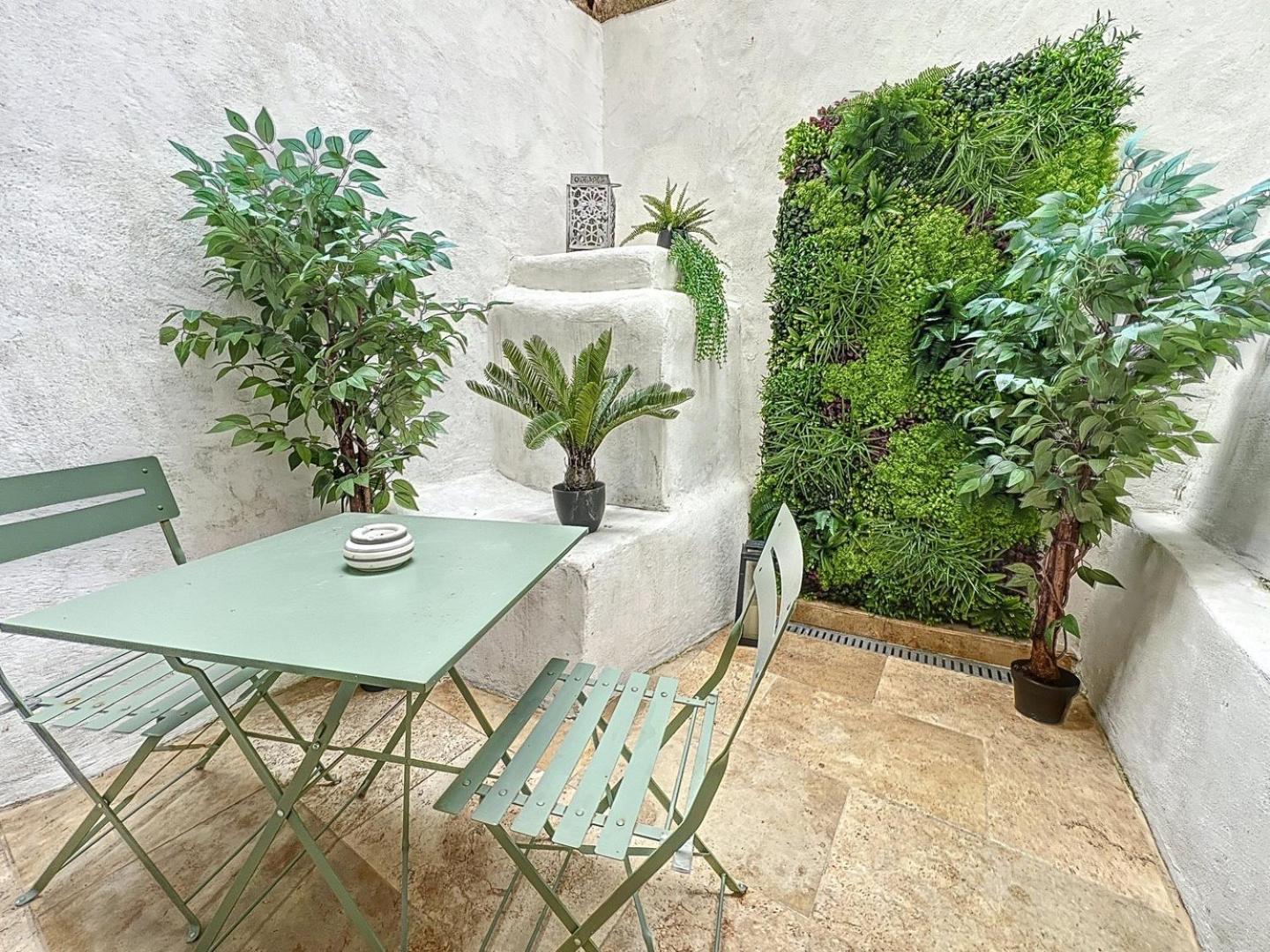 Apartamento Le Petit Patio Aix-en-Provence Exterior foto